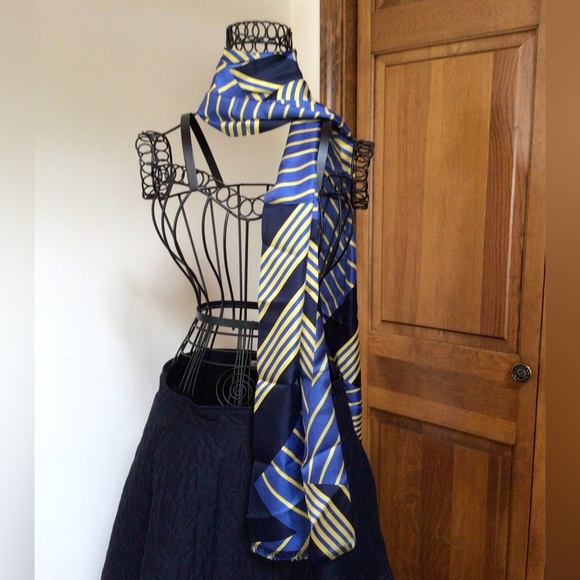 Vintage Accessories - Silk scarf, pristine, 74”x10”